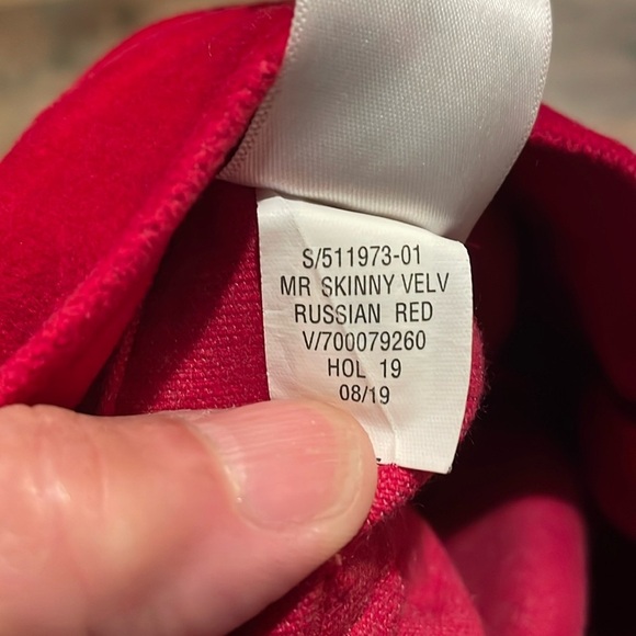 Banana Republic Mr Skinny Fit Velvet Russian Red Pants.  Size 6 - Picture 3 of 10